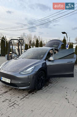 Tesla Model Y 2022 Tesla Model Y 2022