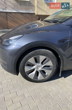 Внедорожник / Кроссовер Tesla Model Y 2022 в 