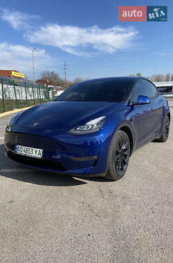 Tesla Model Y 2021