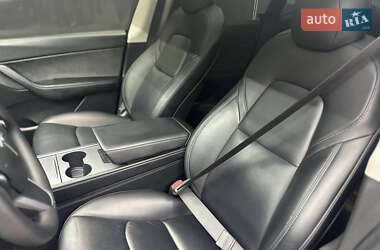 Внедорожник / Кроссовер Tesla Model Y 2021 в 