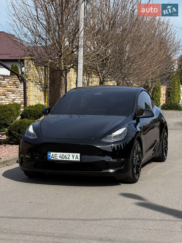 Внедорожник / Кроссовер Tesla Model Y 2021 в Днепре