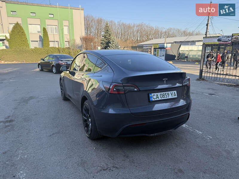 Позашляховик / Кросовер Tesla Model Y 2020 в Умані