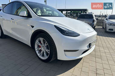 Внедорожник / Кроссовер Tesla Model Y 2023 в 