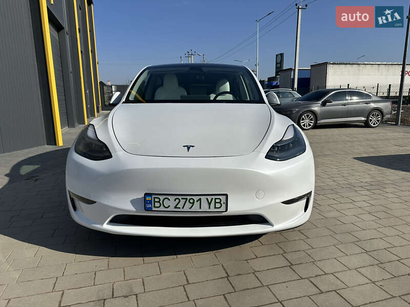 Внедорожник / Кроссовер Tesla Model Y 2023 в Львове