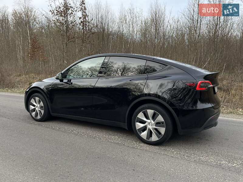 Внедорожник / Кроссовер Tesla Model Y 2021 в Ивано-Франковске