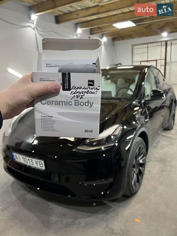 Позашляховик / Кросовер Tesla Model Y 2023 в Києві