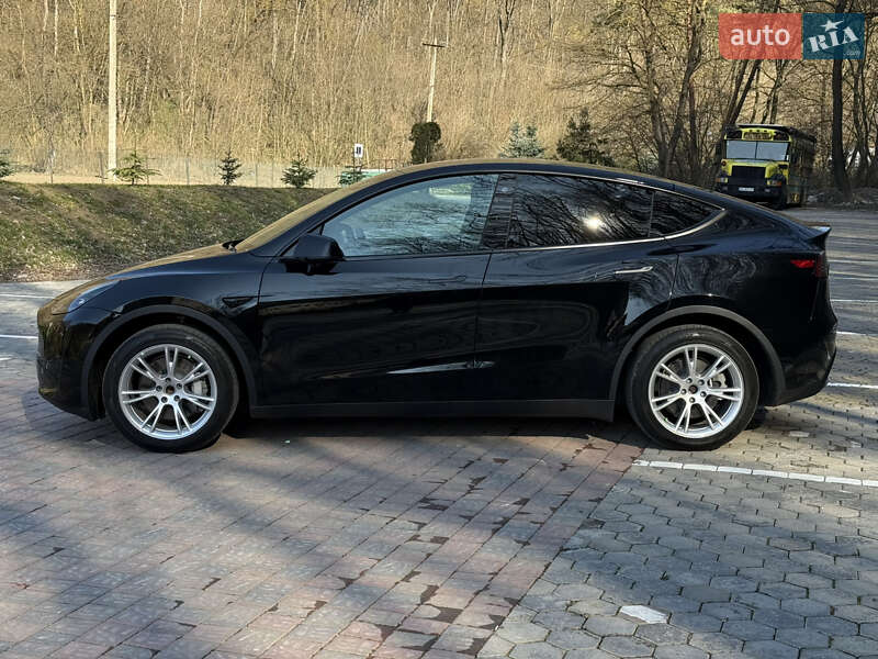 Внедорожник / Кроссовер Tesla Model Y 2023 в Черновцах фото 5 Внедорожник / Кроссовер Tesla Model Y 2023 в Черновцах