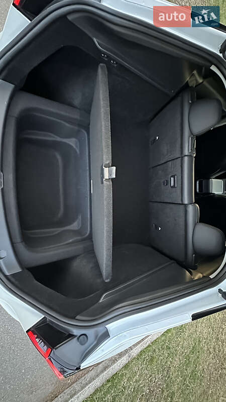 Внедорожник / Кроссовер Tesla Model Y 2022 в Житомире