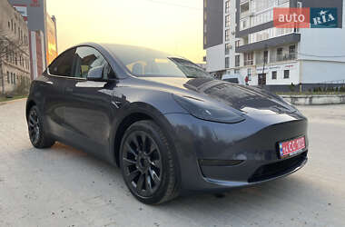 Внедорожник / Кроссовер Tesla Model Y 2023 в 