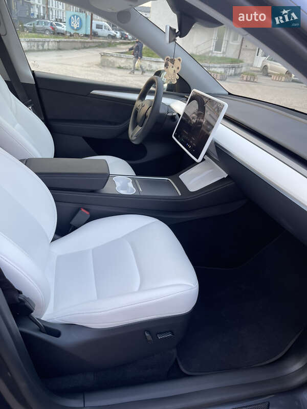 Внедорожник / Кроссовер Tesla Model Y 2023 в Львове фото 17 Внедорожник / Кроссовер Tesla Model Y 2023 в Львове