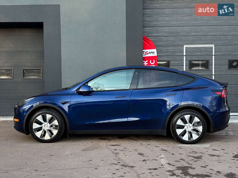 Внедорожник / Кроссовер Tesla Model Y 2022 в Киеве