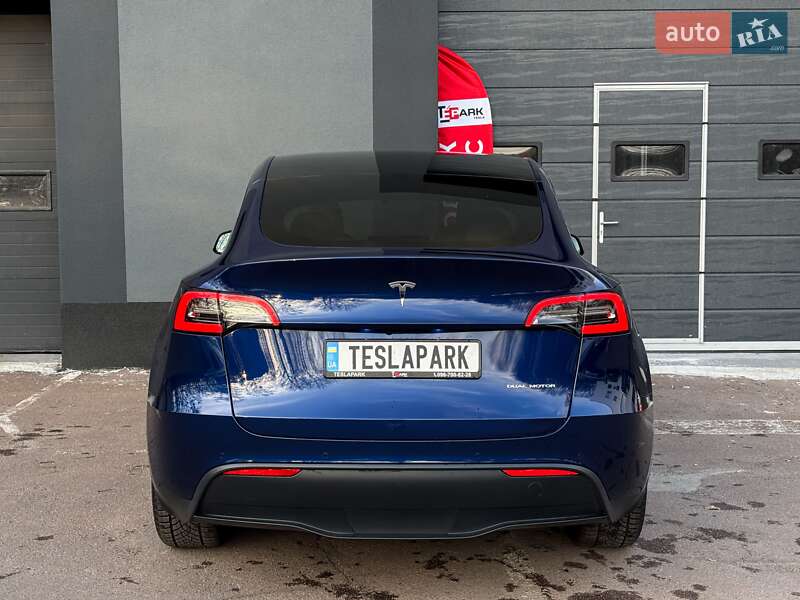 Внедорожник / Кроссовер Tesla Model Y 2022 в Киеве