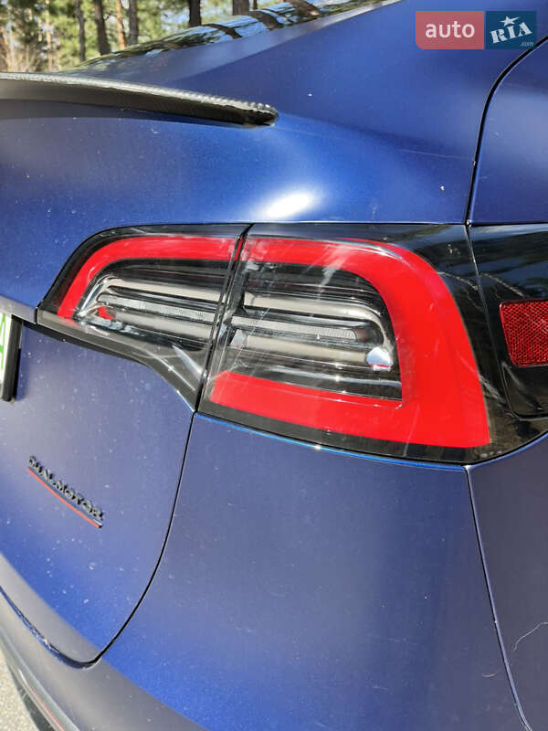 Позашляховик / Кросовер Tesla Model Y 2020 в Києві