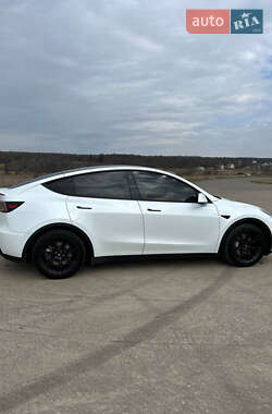 Внедорожник / Кроссовер Tesla Model Y 2022 в 