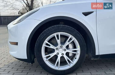 Внедорожник / Кроссовер Tesla Model Y 2023 в 