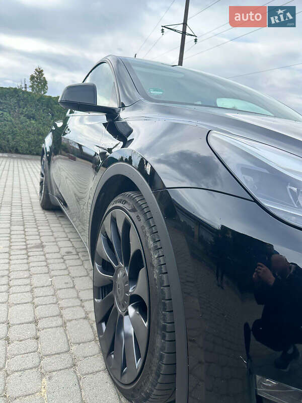 Внедорожник / Кроссовер Tesla Model Y 2022 в Долине