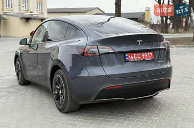Внедорожник / Кроссовер Tesla Model Y 2023 в 