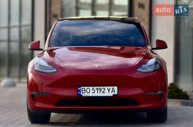 Позашляховик / Кросовер Tesla Model Y 2021 в 