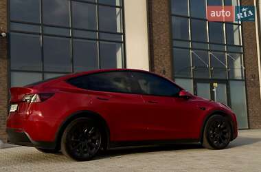 Позашляховик / Кросовер Tesla Model Y 2021 в 