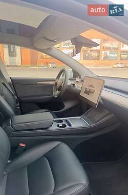 Внедорожник / Кроссовер Tesla Model Y 2022 в 