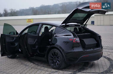 Внедорожник / Кроссовер Tesla Model Y 2022 в 