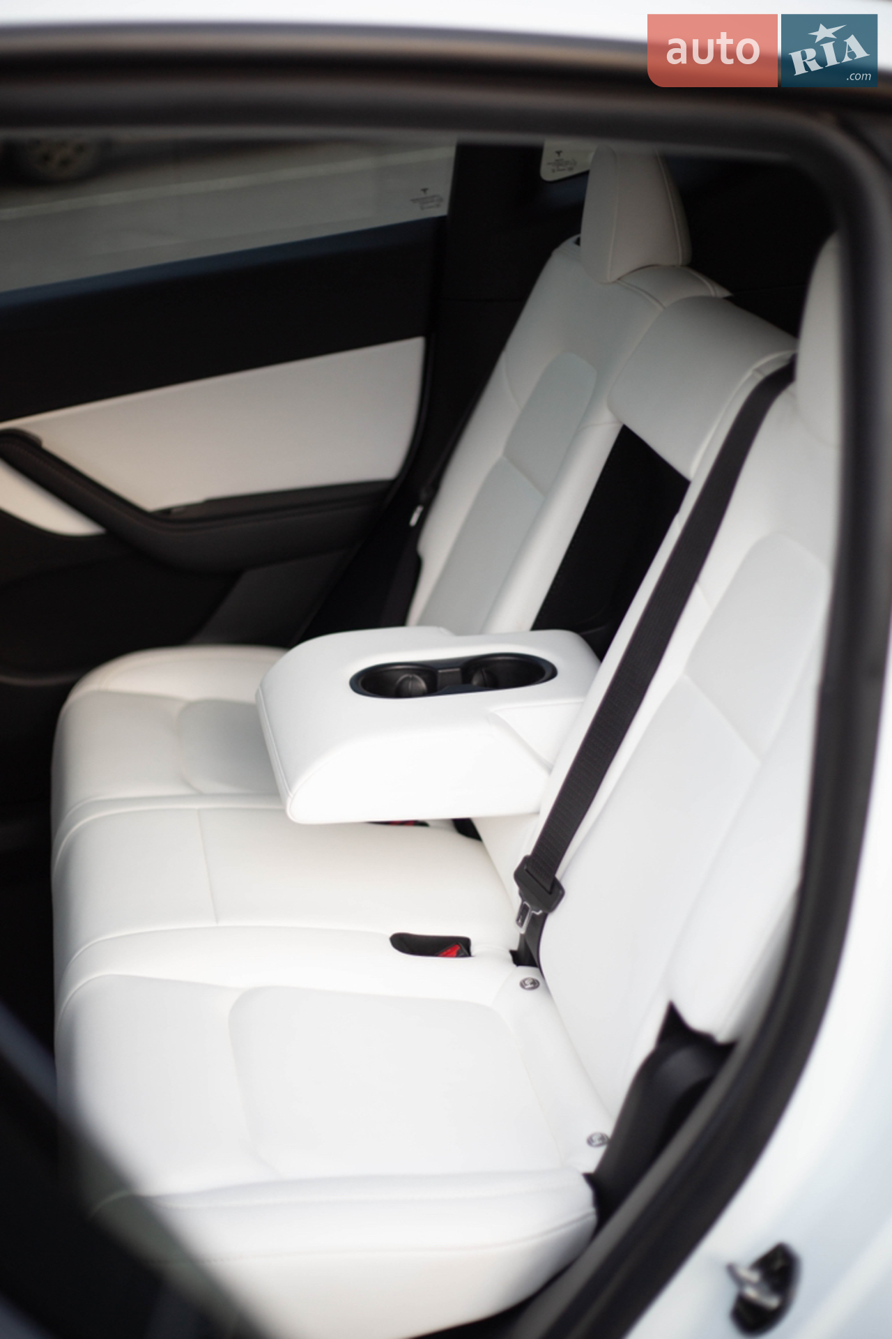 2021 Tesla Model Y - мініатюра 42