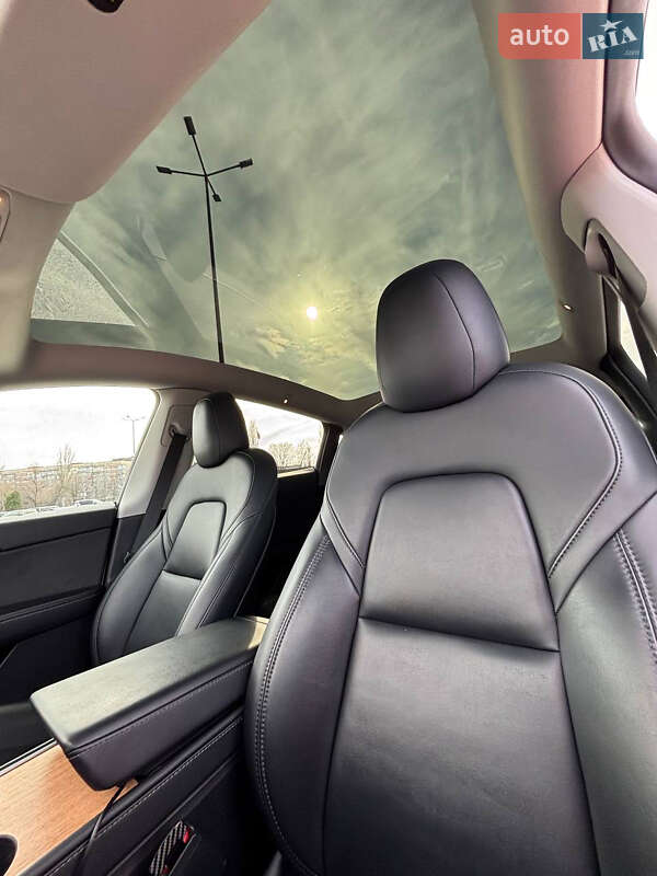 Внедорожник / Кроссовер Tesla Model Y 2023 в Днепре фото 27 Внедорожник / Кроссовер Tesla Model Y 2023 в Днепре