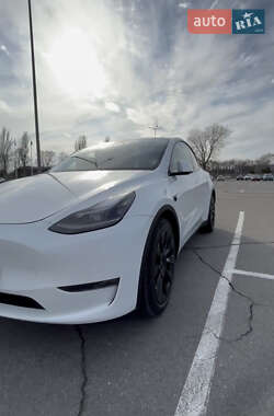 Внедорожник / Кроссовер Tesla Model Y 2023 в 