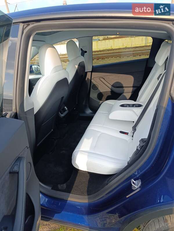 Внедорожник / Кроссовер Tesla Model Y 2023 в Луцке фото 5 Внедорожник / Кроссовер Tesla Model Y 2023 в Луцке