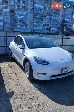 Позашляховик / Кросовер Tesla Model Y 2021 в 