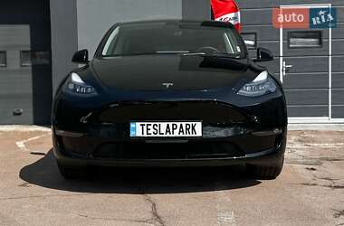 Внедорожник / Кроссовер Tesla Model Y 2023 в 