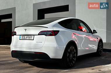 Позашляховик / Кросовер Tesla Model Y 2022 в 