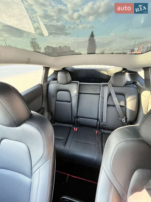 Внедорожник / Кроссовер Tesla Model Y 2022 в Виннице