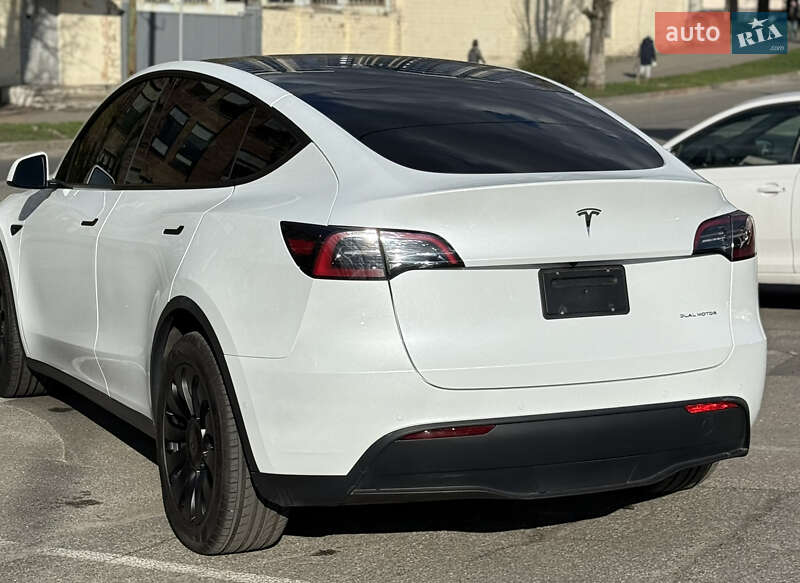 Внедорожник / Кроссовер Tesla Model Y 2022 в Киеве