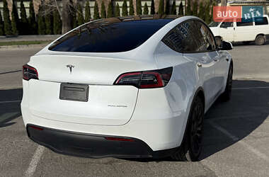 Внедорожник / Кроссовер Tesla Model Y 2022 в 