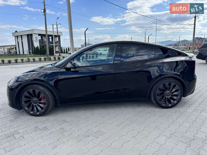 Внедорожник / Кроссовер Tesla Model Y 2021 в Хусте