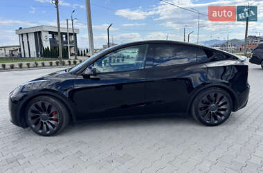 Позашляховик / Кросовер Tesla Model Y 2021 в 