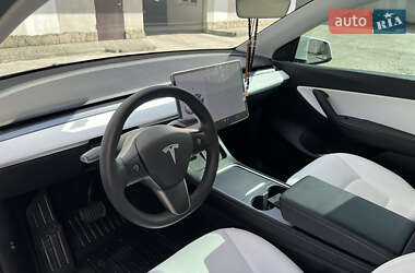 Позашляховик / Кросовер Tesla Model Y 2021 в 