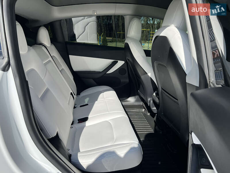 Внедорожник / Кроссовер Tesla Model Y 2021 в Львове фото 12 Внедорожник / Кроссовер Tesla Model Y 2021 в Львове