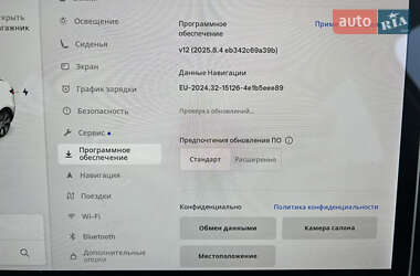 Внедорожник / Кроссовер Tesla Model Y 2021 в 