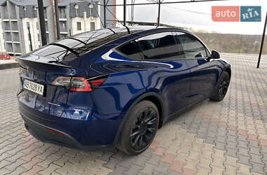 Позашляховик / Кросовер Tesla Model Y 2021 в 