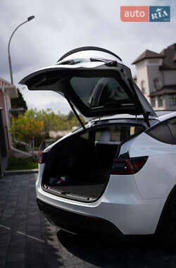 Внедорожник / Кроссовер Tesla Model Y 2022 в 