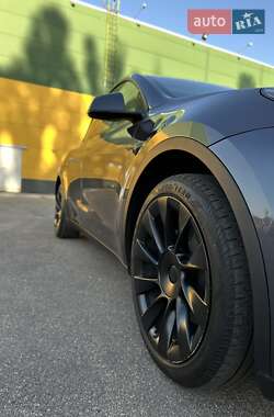 Внедорожник / Кроссовер Tesla Model Y 2022 в 