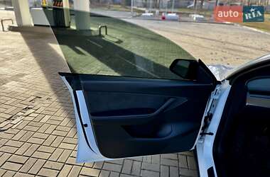 Внедорожник / Кроссовер Tesla Model Y 2022 в 