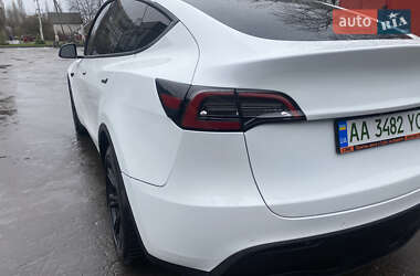 Внедорожник / Кроссовер Tesla Model Y 2020 в Киеве
