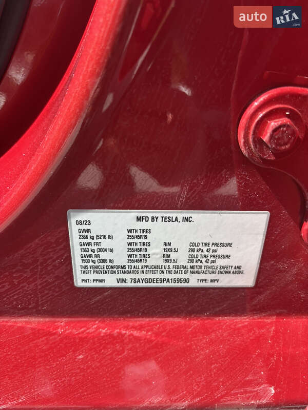 Внедорожник / Кроссовер Tesla Model Y 2023 в Збараже