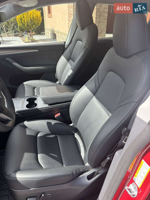 Внедорожник / Кроссовер Tesla Model Y 2023 в Збараже