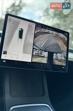 Внедорожник / Кроссовер Tesla Model Y 2023 в 