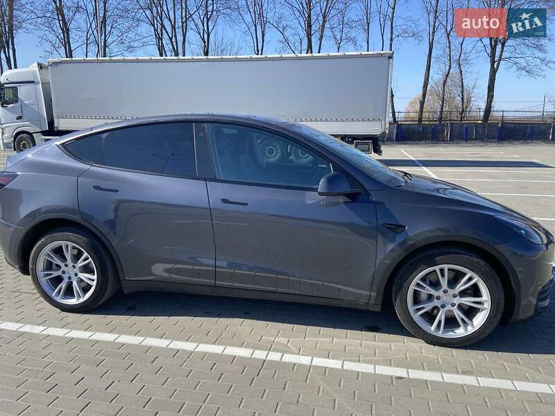 Позашляховик / Кросовер Tesla Model Y 2022 в Тернополі