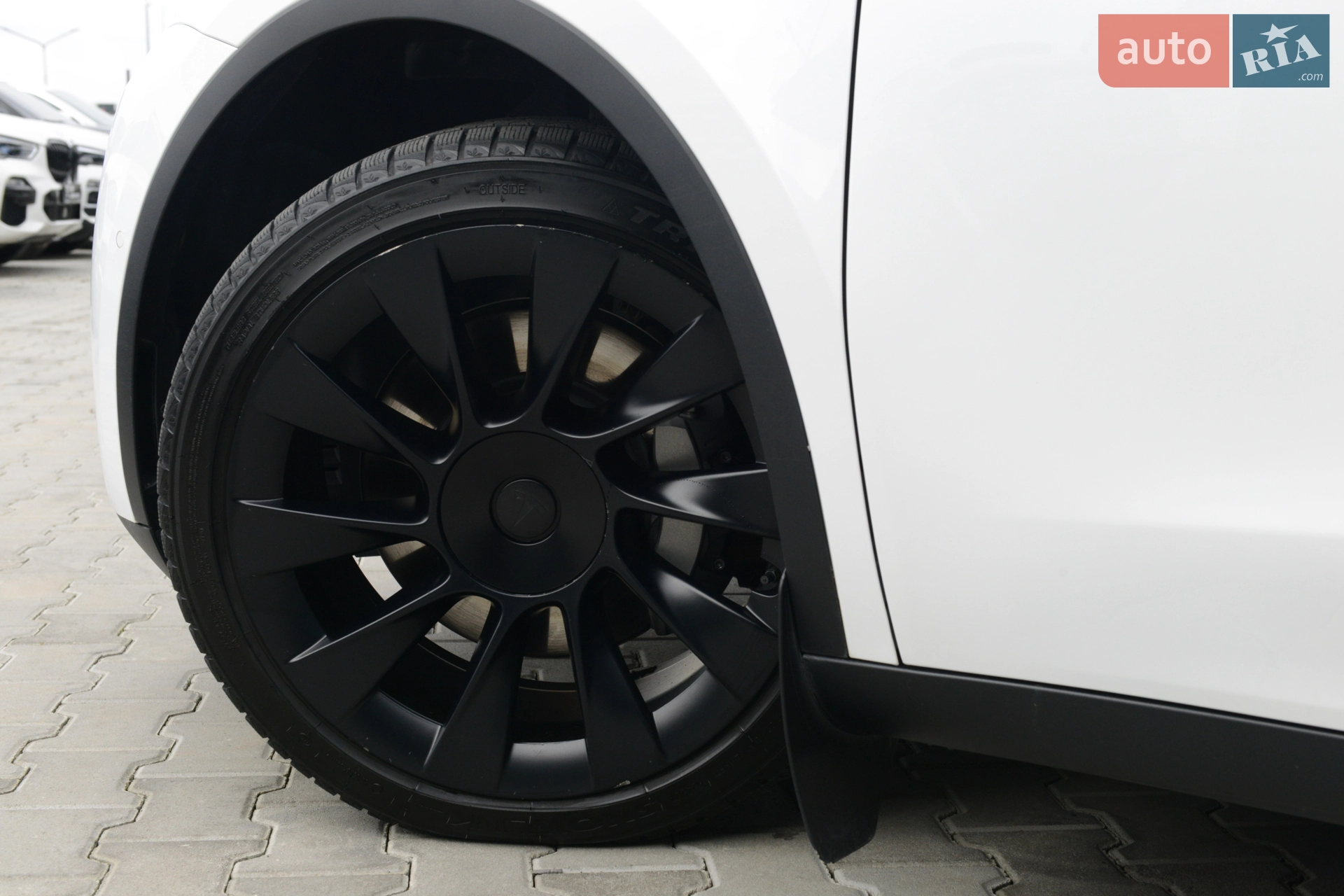 2022 Tesla Model Y - мініатюра 18